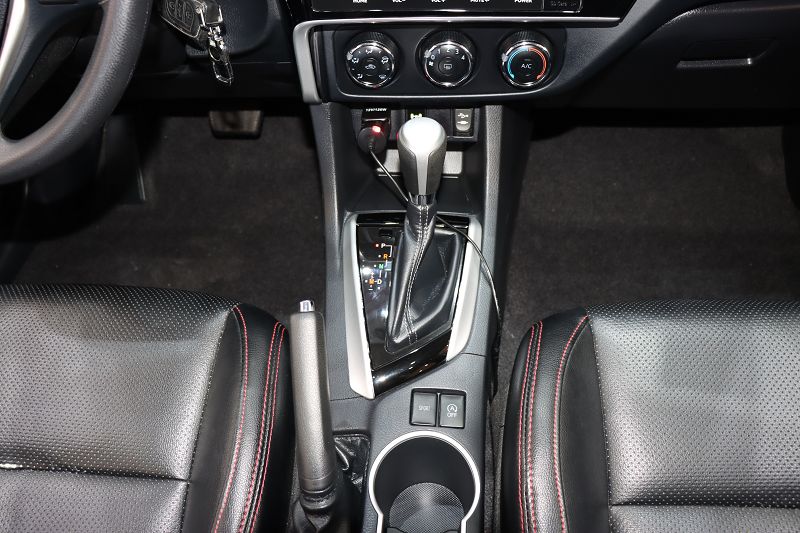 丰田 雷凌 2018款 185T CVT豪华版