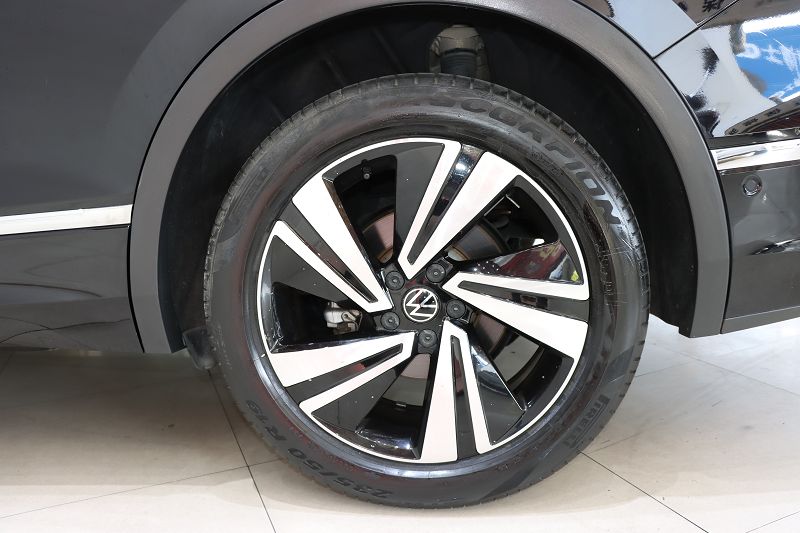 大众 途观X 2021款 330TSI 两驱旗舰版