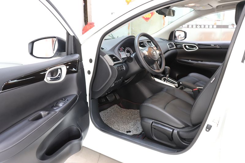 日产 轩逸 2021款 经典 1.6XL CVT豪华版 国VI