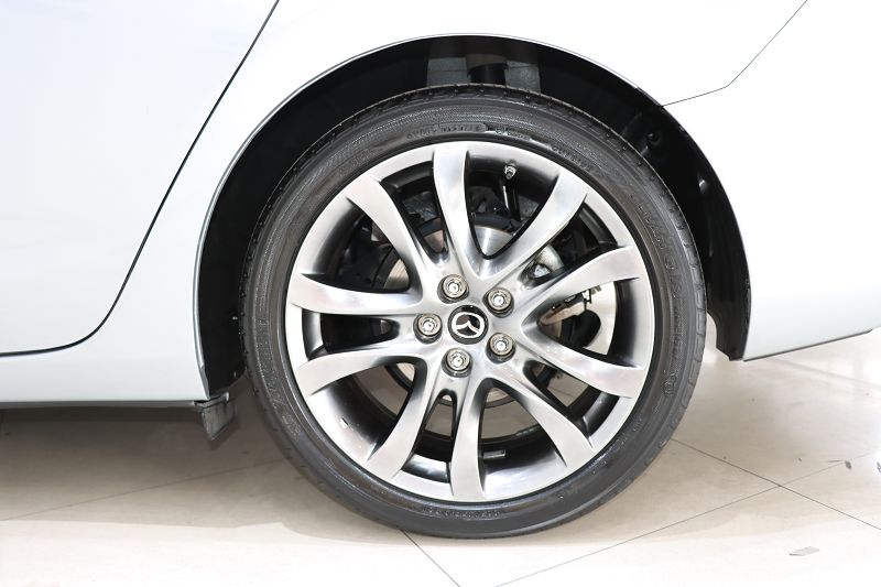 马自达 阿特兹 2018款 2.5L 蓝天运动版