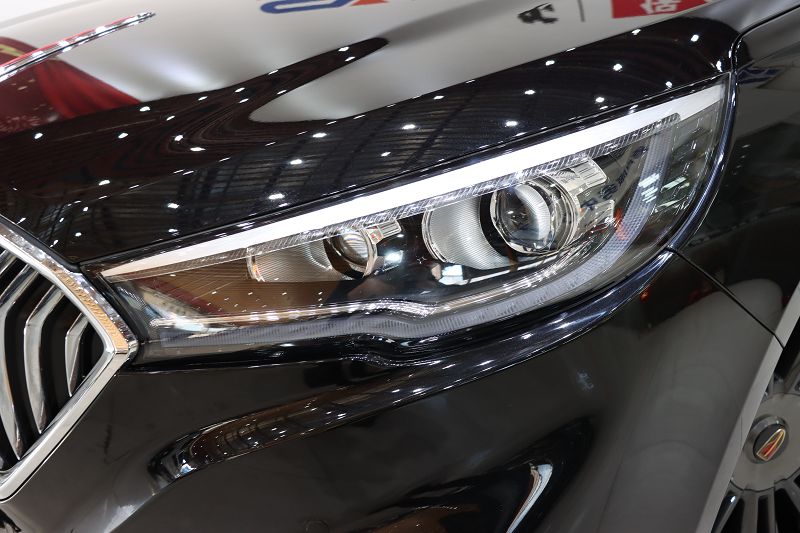 红旗H5 2020款 1.8T 自动智联旗畅版