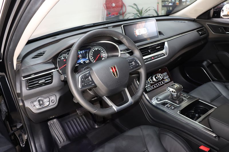 红旗H5 2020款 1.8T 自动智联旗畅版