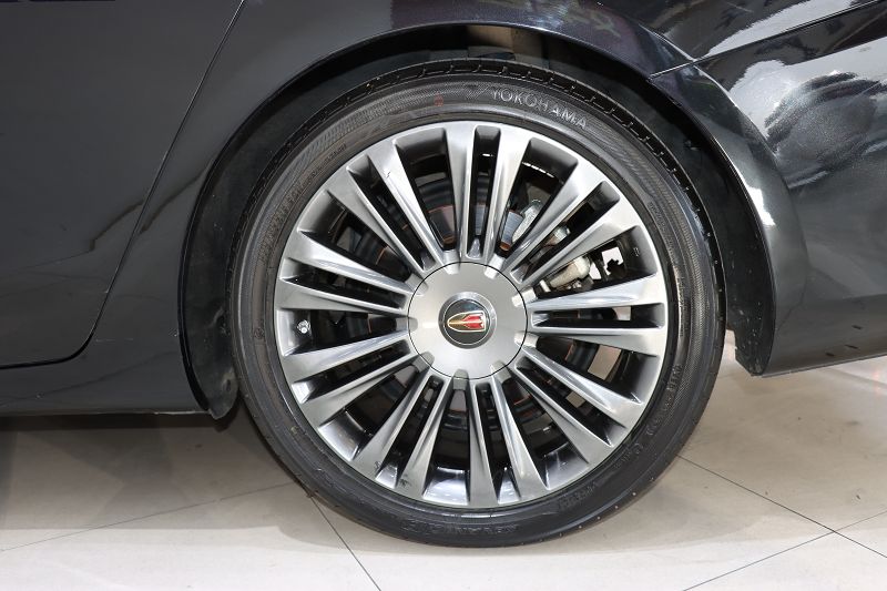 红旗H5 2020款 1.8T 自动智联旗畅版