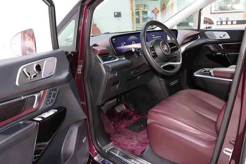 别克 世纪 2023款 2.0T 七座蕴世版