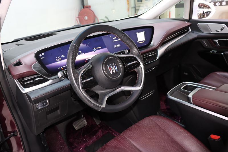 别克 世纪 2023款 2.0T 七座蕴世版