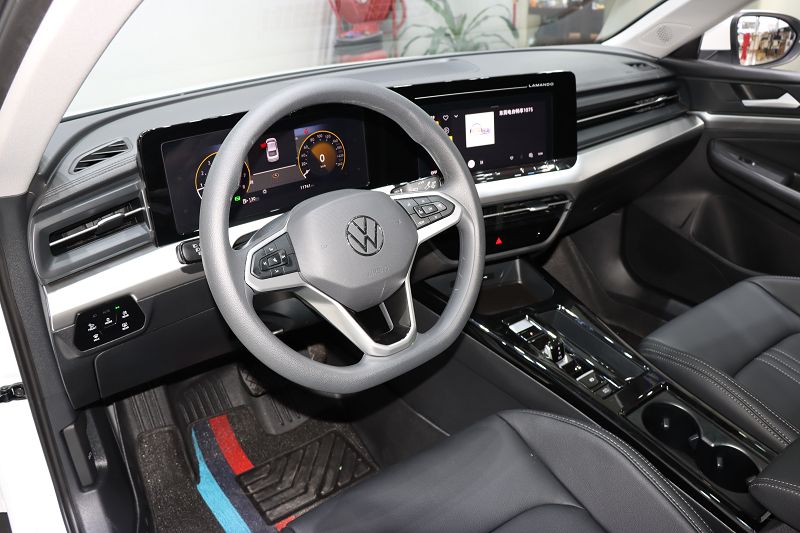 大众 凌渡 2024款 L 200TSI DSG潮辣版