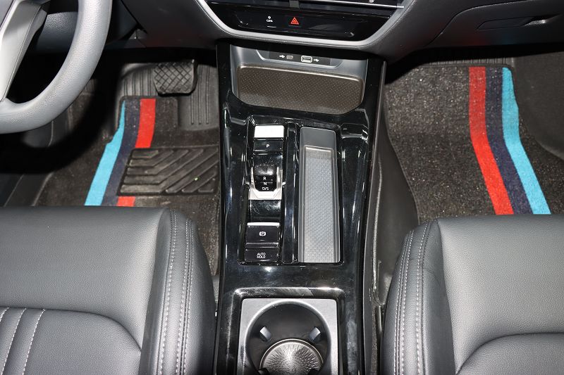 大众 凌渡 2024款 L 200TSI DSG潮辣版