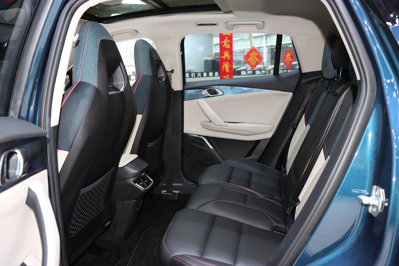 领克06 2020款 1.5T 耀Halo 国VI