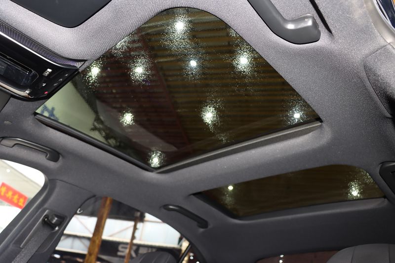 奔驰C级 2023款 C 260 L 运动版