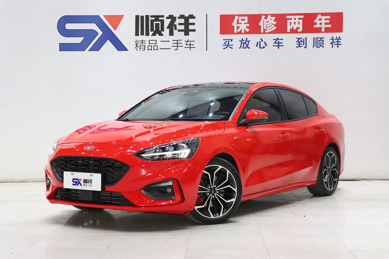 福特 福克斯 2020款 三厢 EcoBoost 180 自动ST Line 国VI