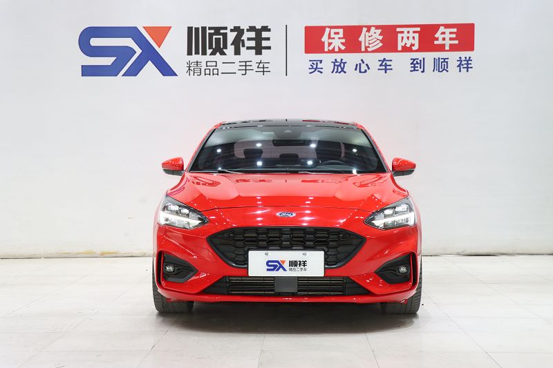 福特 福克斯 2020款 三厢 EcoBoost 180 自动ST Line 国VI