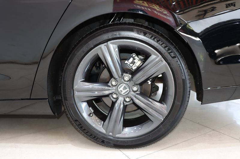 本田 英仕派 2023款 260TURBO 精致版