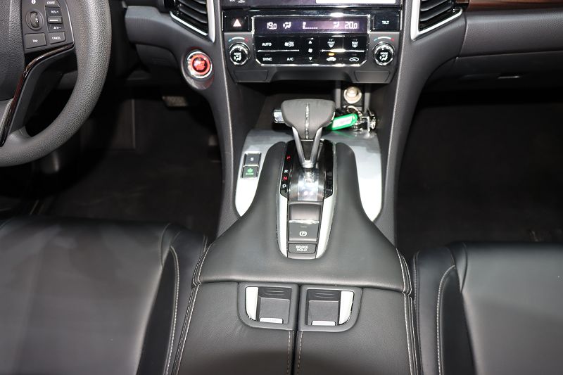 本田 冠道 2019款 240TURBO 两驱精英版