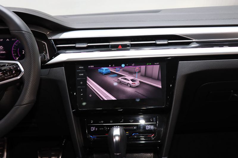 一汽-大众CC 2024款 380TSI 夺目版