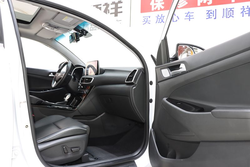 现代途胜 2019款 280TGDi 双离合两驱智联版 国VI