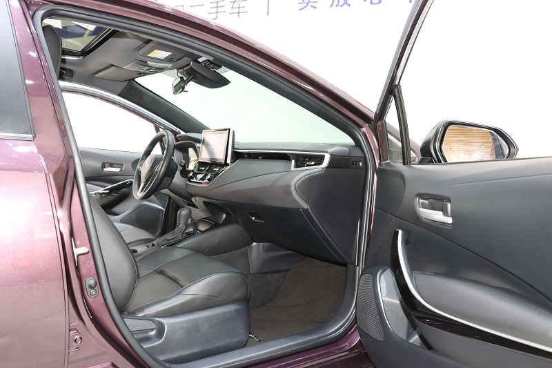 丰田雷凌 2021款 双擎 1.8H E-CVT豪华版
