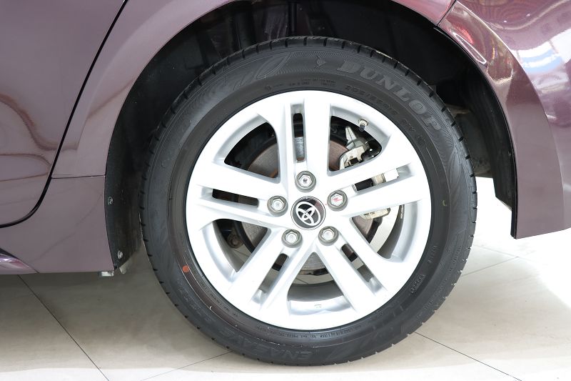 丰田雷凌 2021款 双擎 1.8H E-CVT豪华版