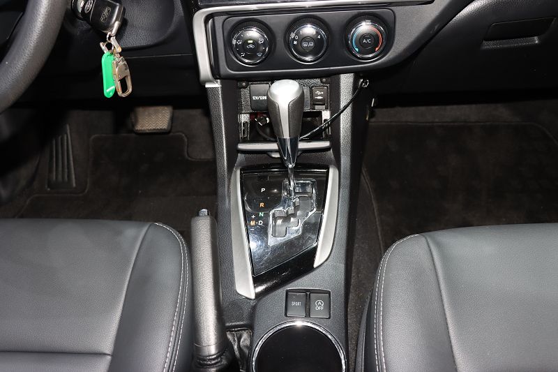 丰田 卡罗拉 2017款 改款 1.2T CVT GL-i