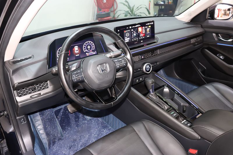 本田雅阁 2023款 260TURBO 智享版
