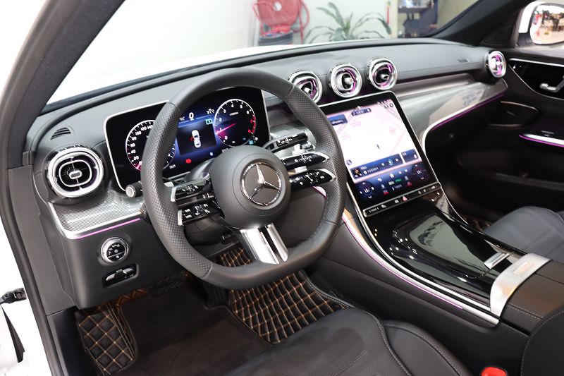 奔驰C级 2023款 改款 C 260 L 运动版