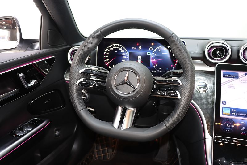奔驰C级 2023款 改款 C 260 L 运动版