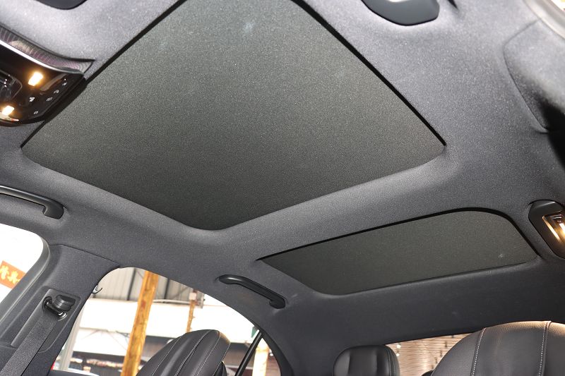 奔驰C级 2023款 改款 C 260 L 运动版