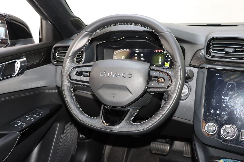 领克03 2022款 2.0TD DCT劲Plus