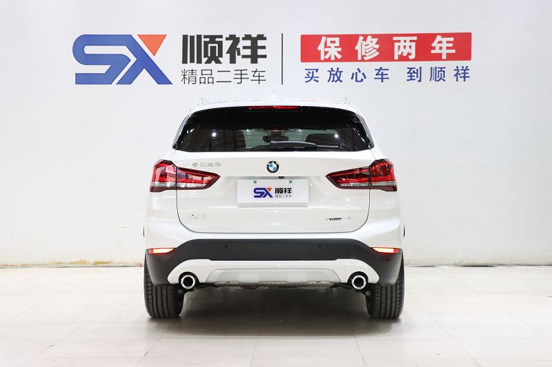 宝马X1 2022款 改款 xDrive25Li 尊享型