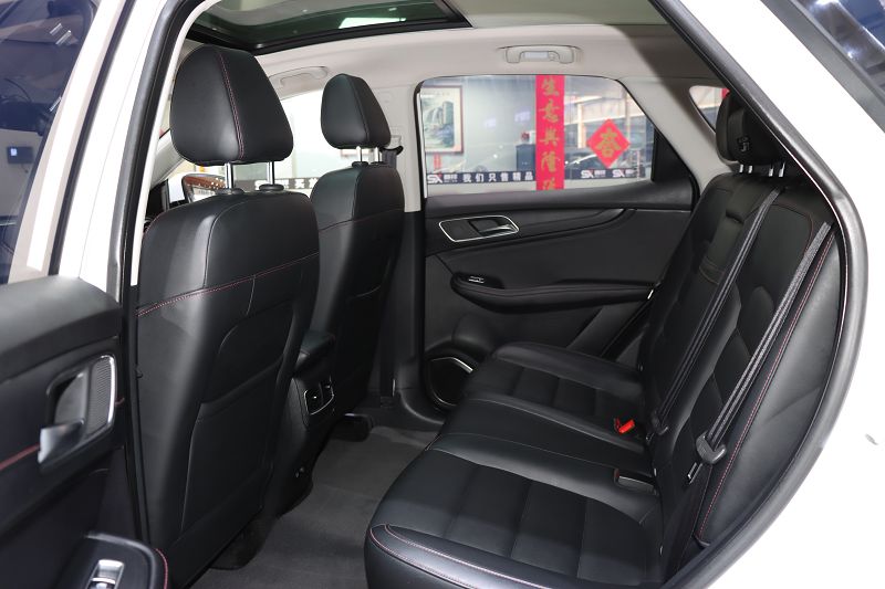 MG 名爵HS 2018款 20T 自动两驱荷尔蒙劲取版