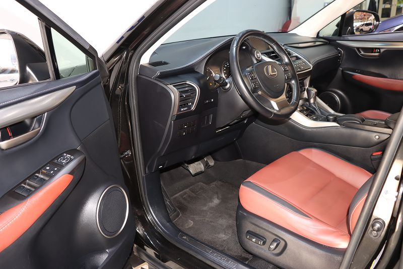 雷克萨斯NX 2015款 200t 全驱 锋尚版