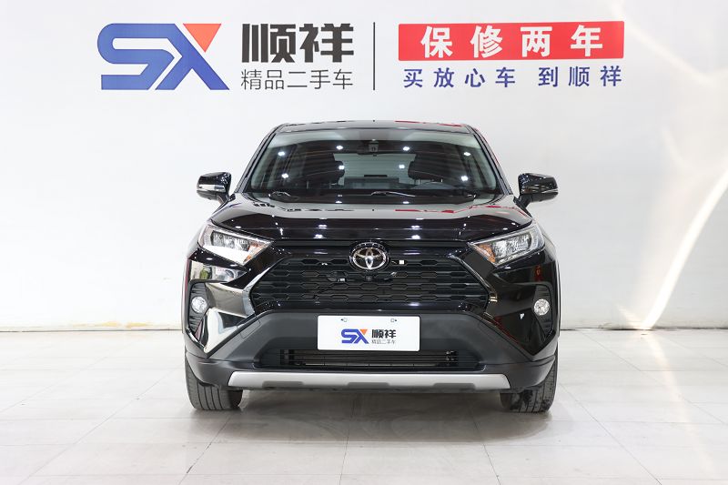 丰田RAV4荣放 2021款 2.0L CVT两驱风尚PLUS版