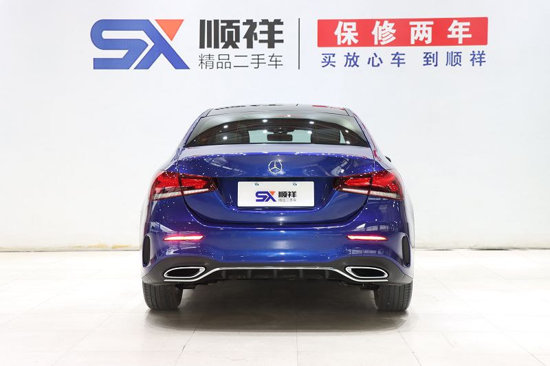 奔驰A级 2020款 A 200 L 运动轿车