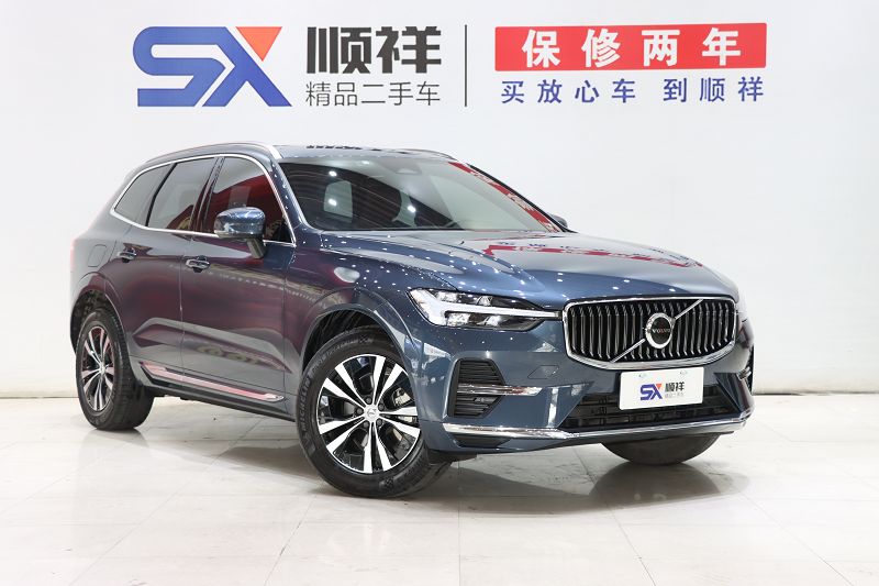 沃尔沃XC60 2022款 B5 四驱智逸豪华版