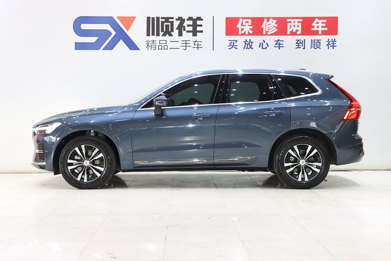 沃尔沃XC60 2022款 B5 四驱智逸豪华版