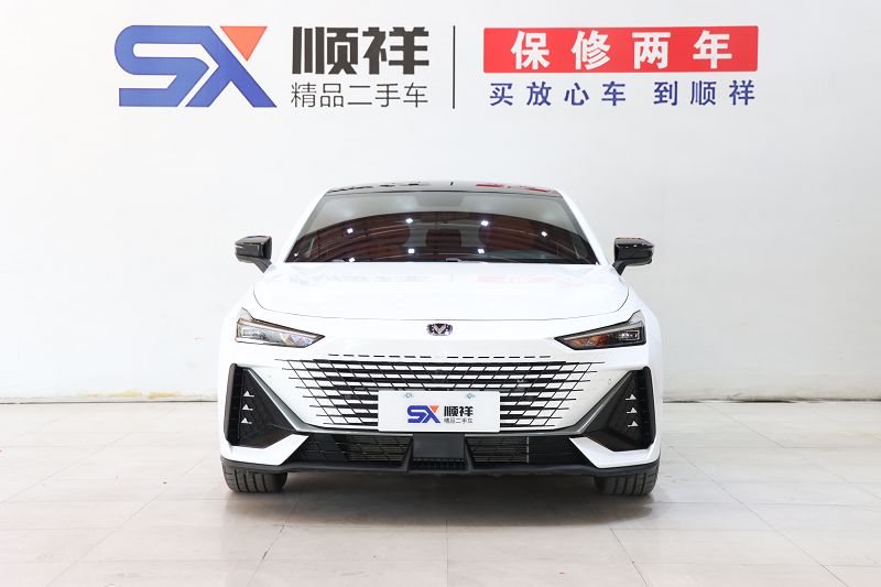 长安UNI-V 2022款 1.5T 尊贵型