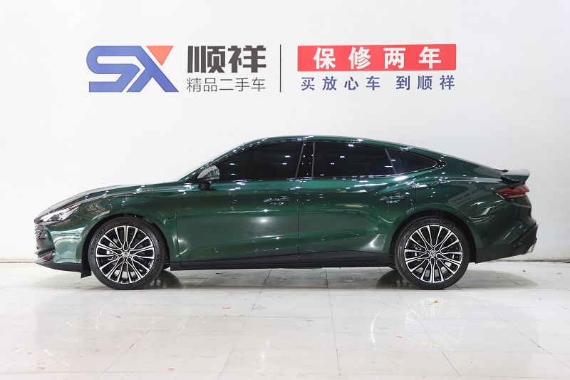 名爵 MG7 2023款 2.0T 自动猎美奢享版