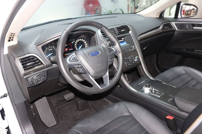 福特 蒙迪欧 2018款 EcoBoost 180 智控时尚型 国VI