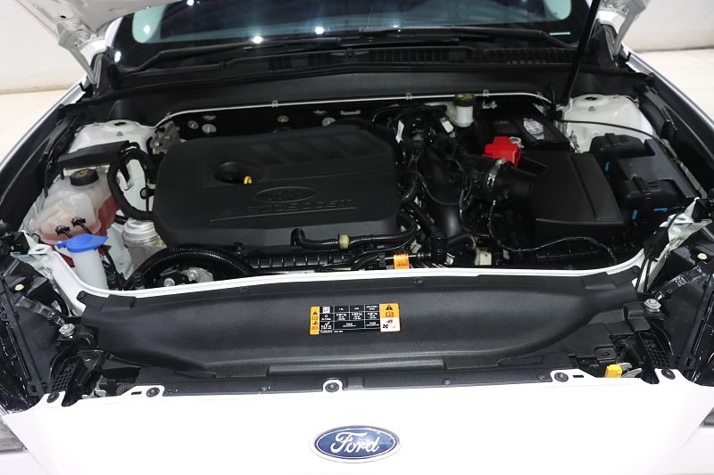 福特 蒙迪欧 2018款 EcoBoost 180 智控时尚型 国VI