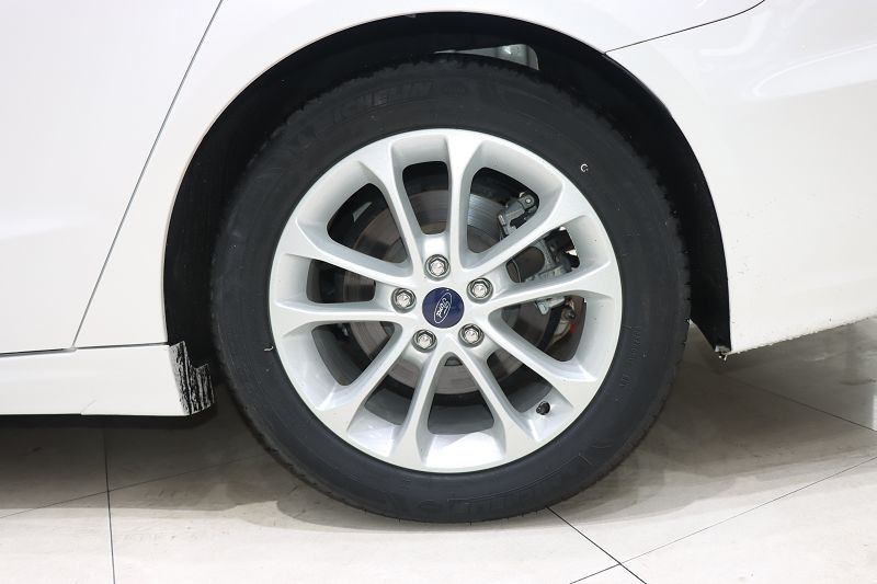 福特 蒙迪欧 2018款 EcoBoost 180 智控时尚型 国VI