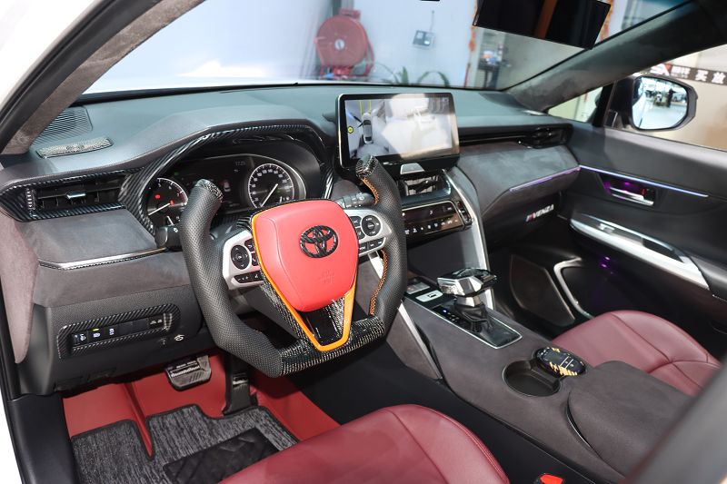 丰田 威飒 2022款 2.0L CVT两驱豪华版