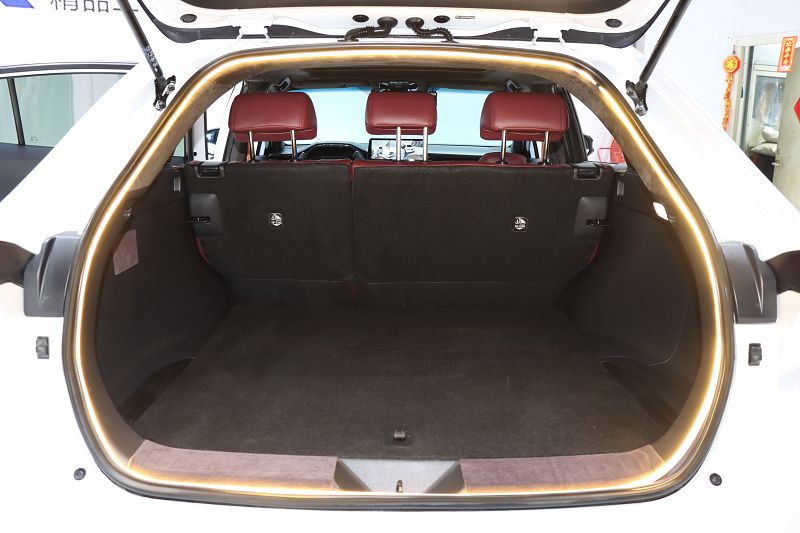 丰田 威飒 2022款 2.0L CVT两驱豪华版