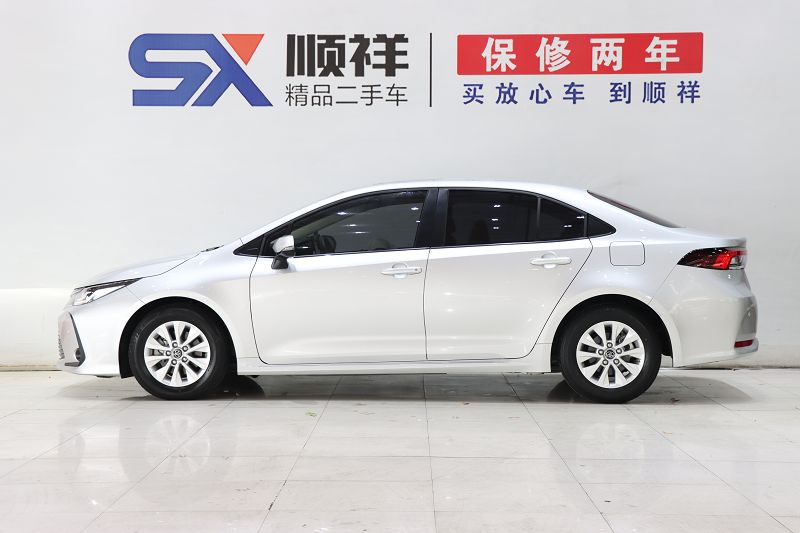 丰田卡罗拉 2021款 TNGA 1.5L CVT精英版