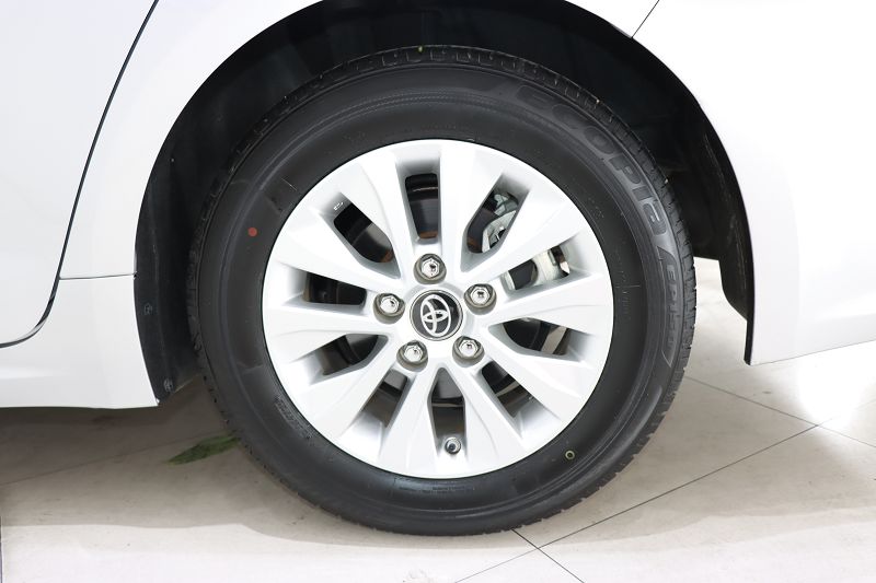 丰田卡罗拉 2021款 TNGA 1.5L CVT精英版