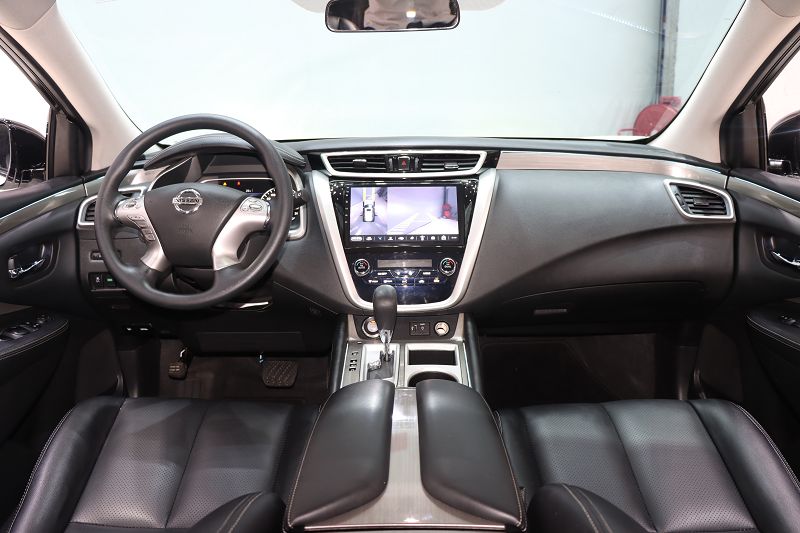 日产 楼兰 2021款 2.5L XE 两驱精英版 国VI