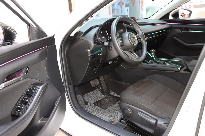 马自达3 昂克赛拉 2022款 2.0L 自动质擎版