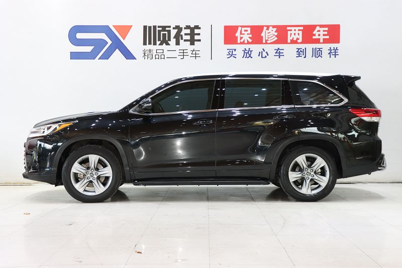 丰田 汉兰达 2018款 2.0T 四驱尊贵版 7座 国VI
