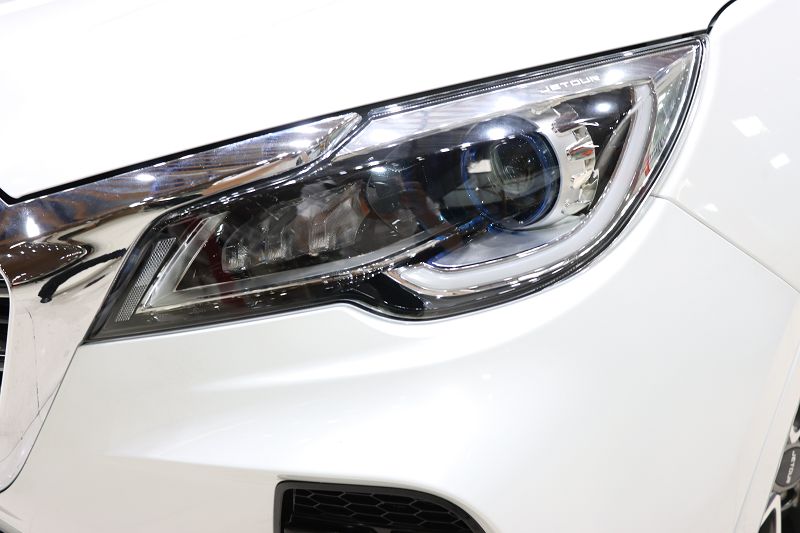 捷途X70 2020款 1.5T 手动畅行版 5座