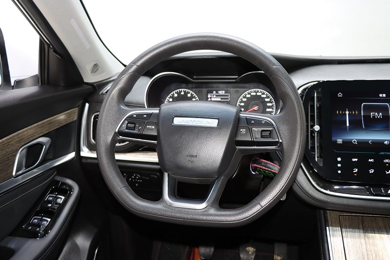 捷途X70 2020款 1.5T 手动畅行版 5座