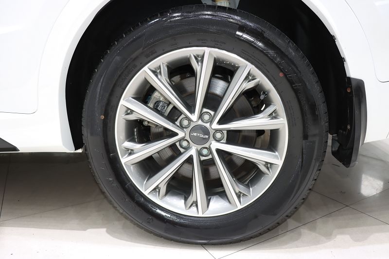 捷途X70 2020款 1.5T 手动畅行版 5座