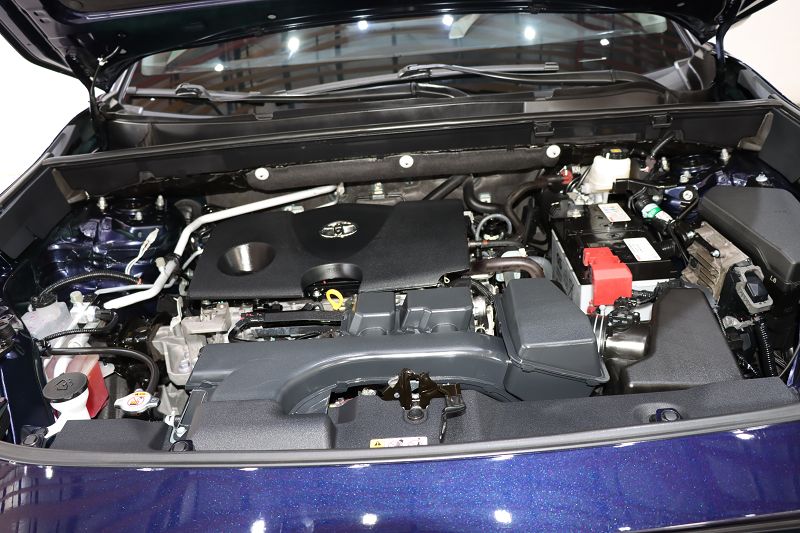 丰田 RAV4荣放 2023款 2.0L CVT两驱都市版